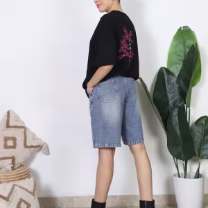 Drop Shoulder Floral Back Print Crew Tshirt